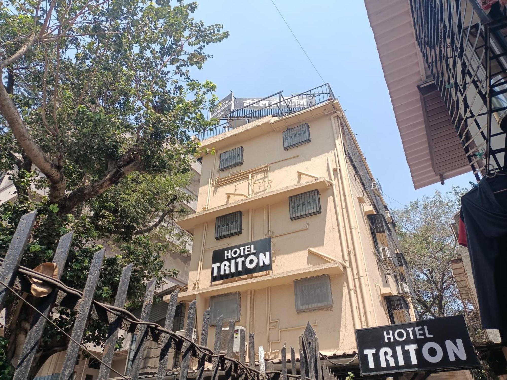 Hotel Triton - Near Us Embassy - Hotel In Sion Mumbai Exteriör bild